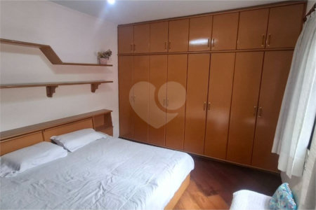 Casa à venda com 4 quartos, sendo 3 suítes, em Vila Aurora (zona Norte), São Paulo, SP