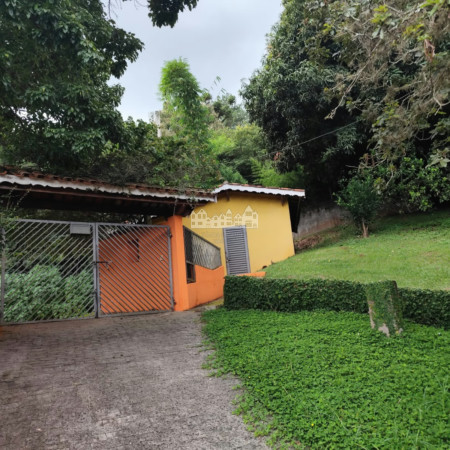 Chácara à venda com 3 quartos, sendo 1 suíte, em San Fernando Valley, Atibaia, SP