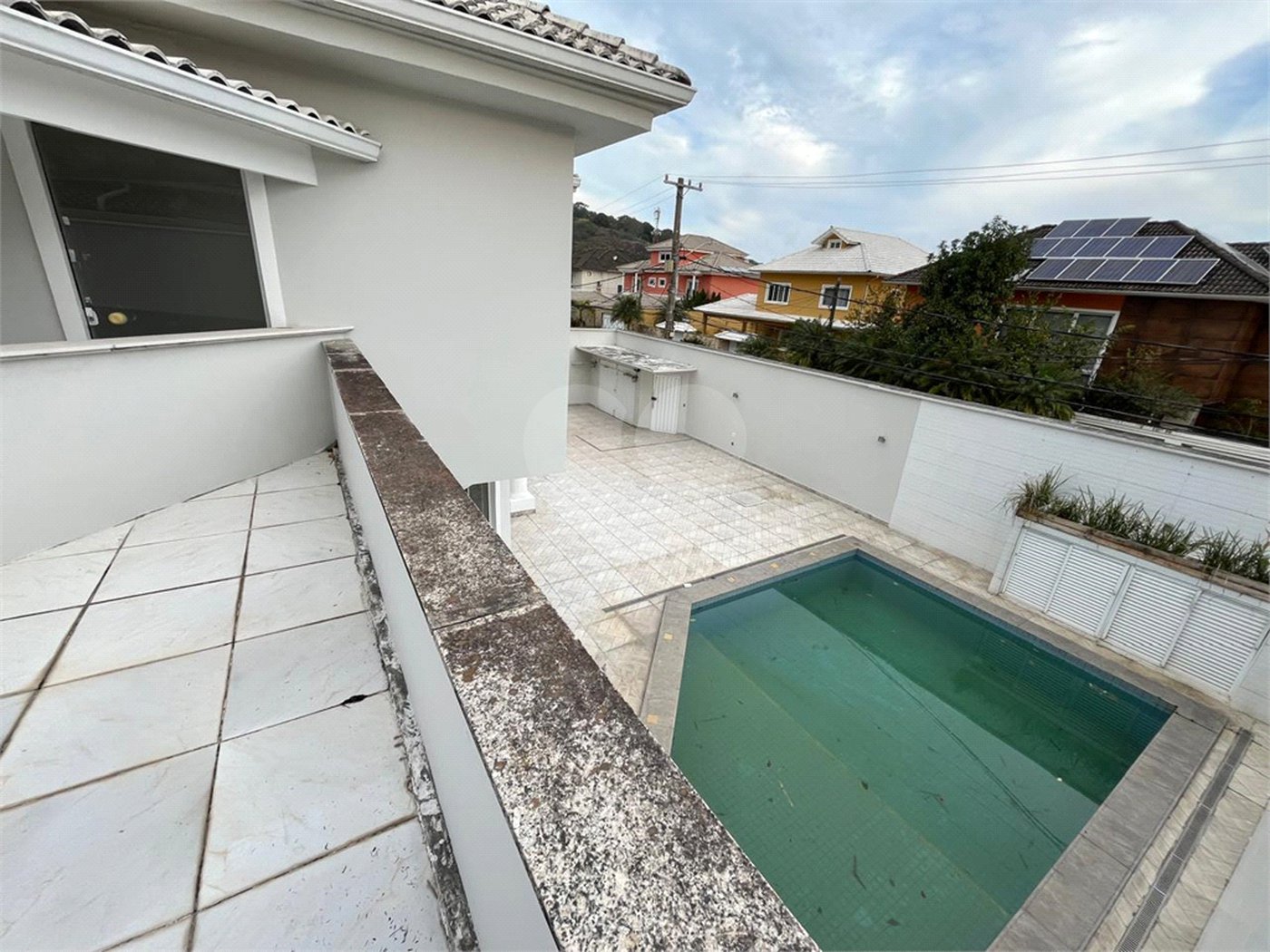 Casa à venda com 4 suítes no condomínio Pedra Mar, Rio de Janeiro - RJ