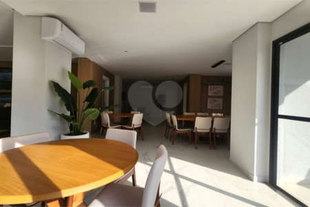 Apartamento à venda com 2 quartos, sendo 1 suíte,  em Parque Campolim, Sorocaba, SP