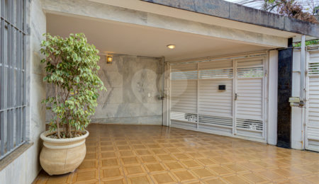 Casa à venda com 3 quartos, sendo 1 suíte,  em Santo Amaro, São Paulo, SP