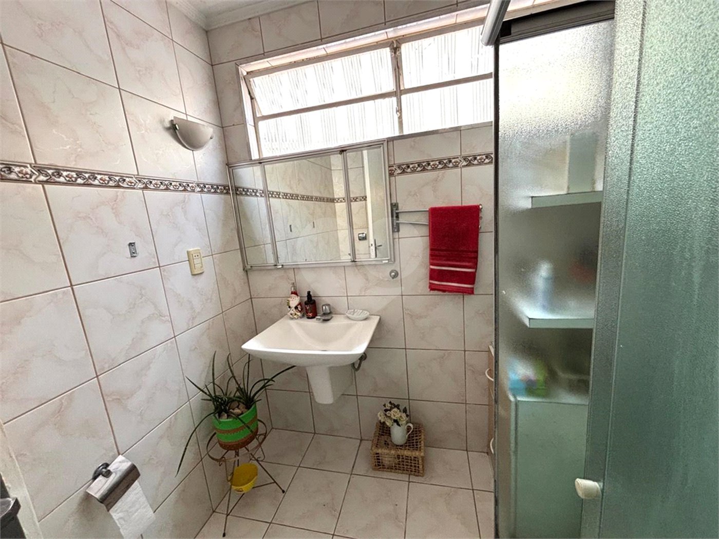 Casa à venda com 3 quartos no condomínio Santa Terezinha, São Paulo - SP