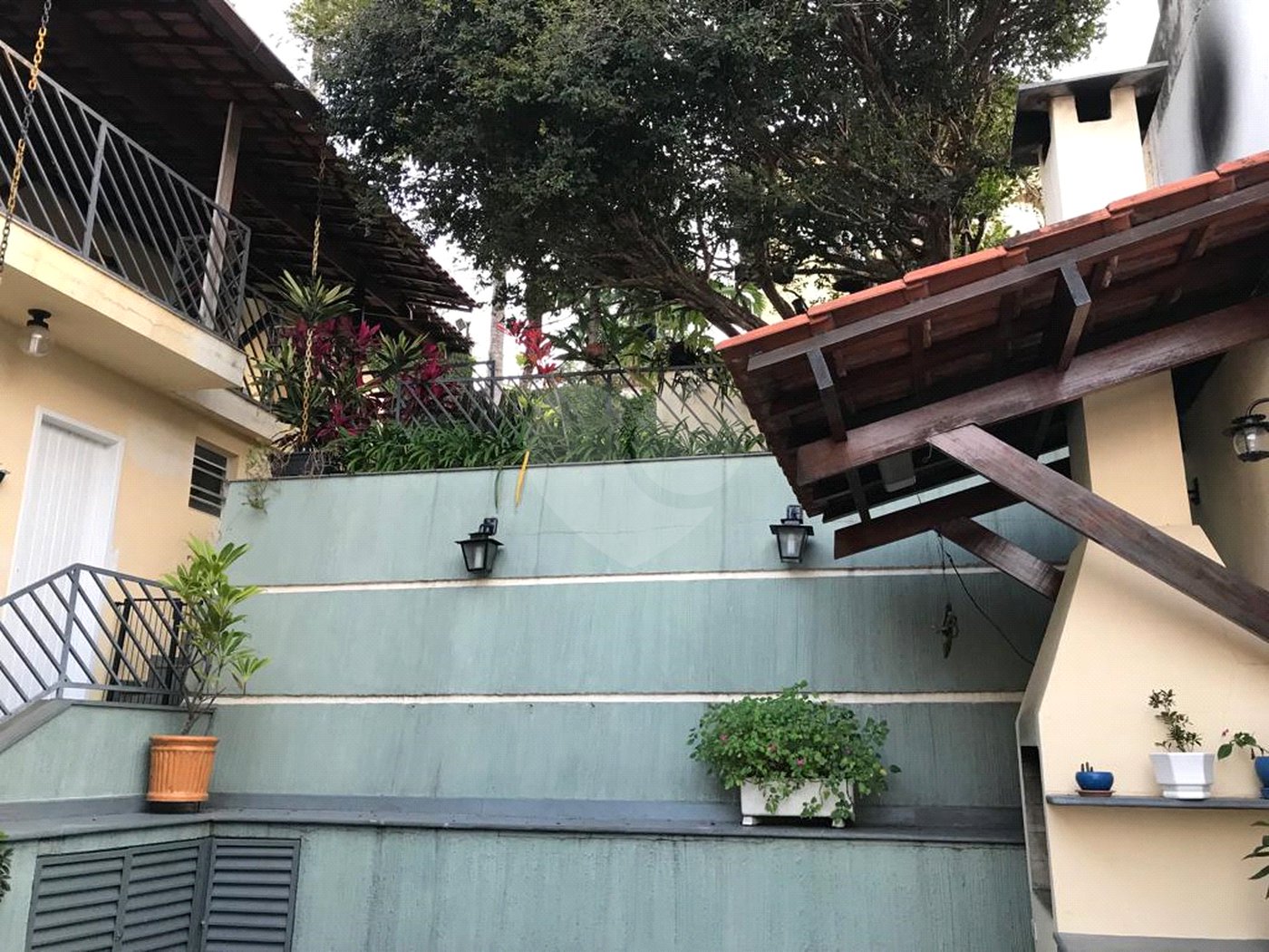 Casa Térrea à venda com 3 quartos, sendo 2 suítes, em Horto Florestal, São Paulo, SP