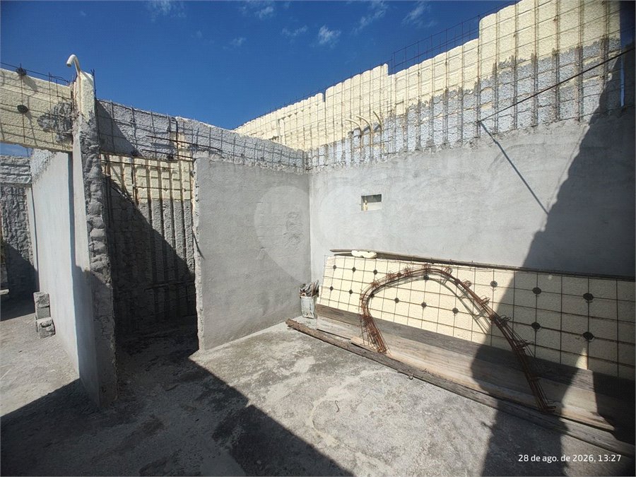 Terreno 810 metros à venda em Atibaia com projeto aprovado exclusivo de alto padrão com construção inacabada