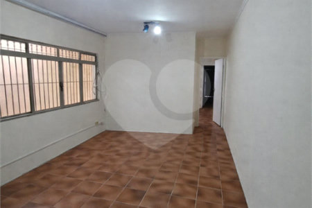 Casa à venda com 3 quartos, sendo 1 suíte, em Jardim Santo Elias, São Paulo, SP