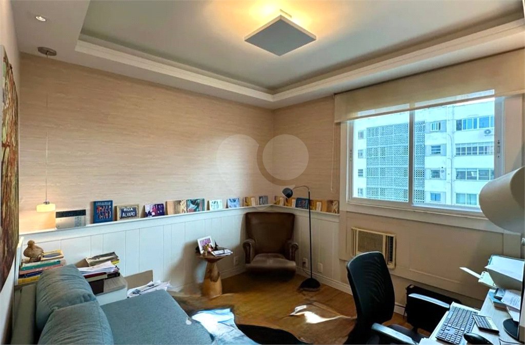 Duplex à venda com 3 quartos, sendo 1 suíte, em Leblon, Rio de Janeiro, RJ