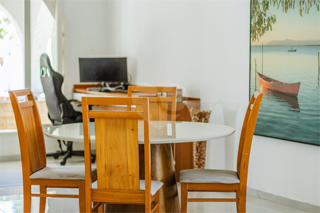 Casa à venda com 3 quartos, sendo 1 suíte,  em Manguinhos, Armação dos Búzios, RJ
