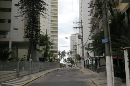 Apartamento à venda com 2 quartos, sendo 1 suíte, em Pitangueiras, Guarujá, SP