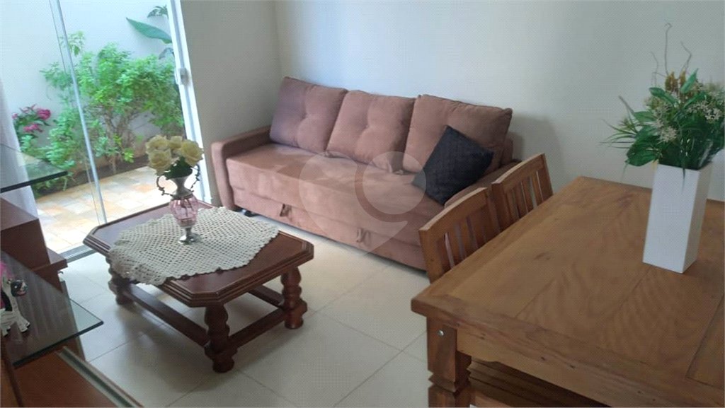 Casa à venda com 3 suítes no condomínio Damha III, São Carlos - SP