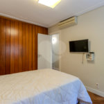 Casa à venda com 5 quartos, sendo 3 suítes, no condomínio Boulevard Saint Michael, São Paulo - SP