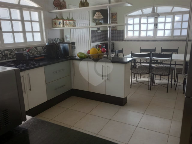 Sobrado à venda com 4 quartos, sendo 3 suítes,  em Barro Branco (zona Norte), São Paulo, SP
