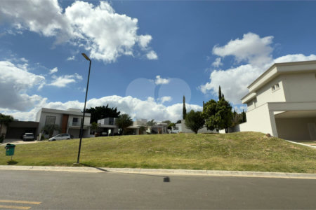 Terreno à venda no condomínio Residencial Duas Marias, Indaiatuba - SP