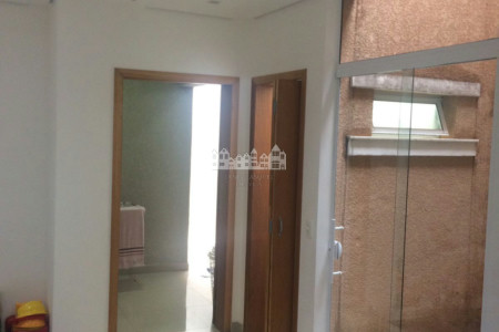 Casa à venda com 2 suítes em Nova Cerejeira, Atibaia, SP