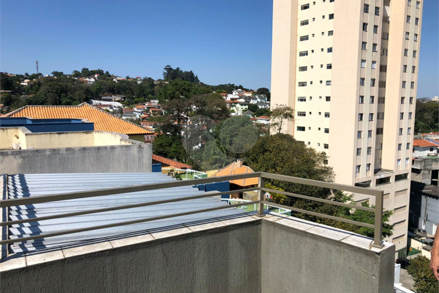 Sobrado à venda com 5 quartos, sendo 3 suítes, em Vila Albertina, São Paulo, SP