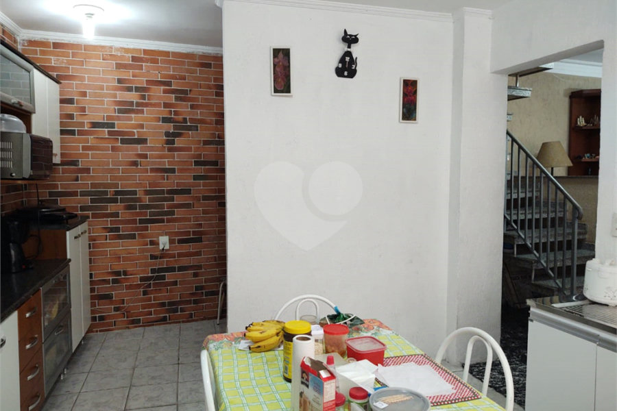 Sobrado à venda com 3 quartos, sendo 1 suíte, em Vila Guilherme, São Paulo, SP