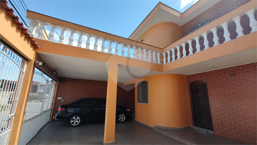 Sobrado à venda com 3 quartos, sendo 1 suíte,  em Artur Alvim, São Paulo, SP
