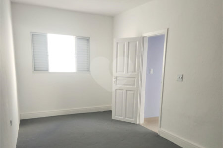 Casa para alugar com 5 quartos, sendo 1 suíte, em Vila Ipojuca, São Paulo, SP