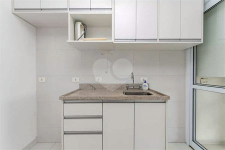 Apartamento à venda com 2 suítes em Vila Cordeiro, São Paulo, SP