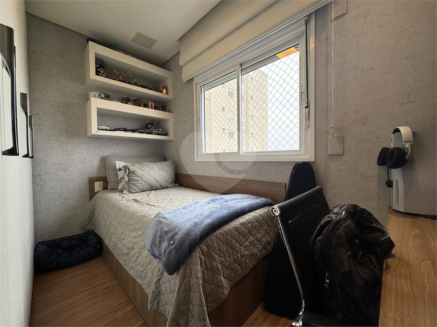 Apartamento à venda com 3 quartos, sendo 1 suíte,  em Jardim Leonor Mendes de Barros, São Paulo, SP