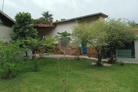Chácara à venda com 4 quartos, sendo 2 suítes, em João Jabour, Salto, SP