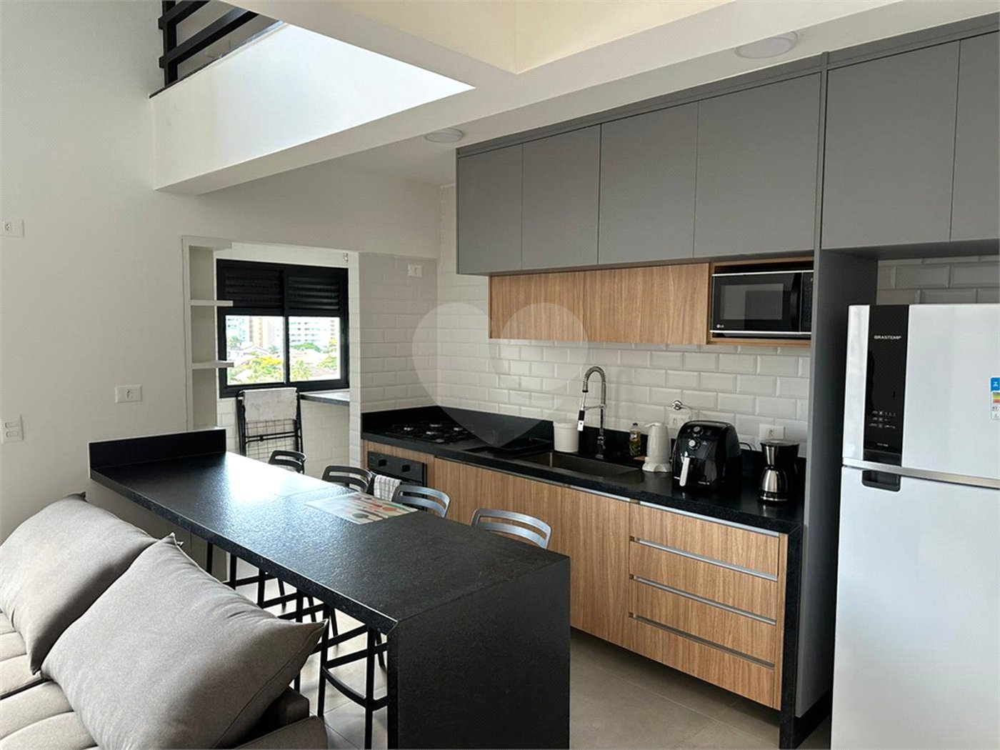 DUPLEX A VENDA, EDIFICIO TARSILA LOFT, JARDIM AQUARIUS, 1 SUÍTE, 1 VAGA DE GARAGEM, SJC/SP
