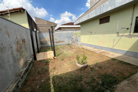 Casa a venda com 2 dormitórios na Vila São José