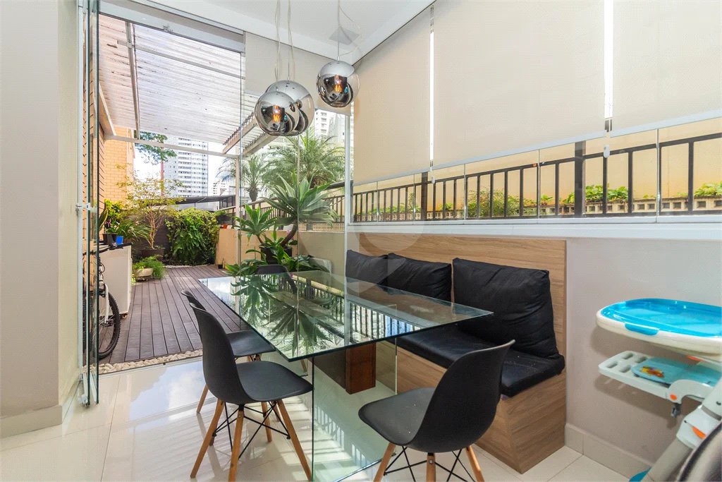 Apartamento na Mooca - 3 vagas