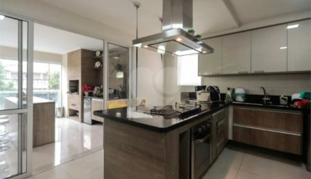 Apartamento à venda com 4 quartos, sendo 6 suítes, em Mooca, São Paulo, SP