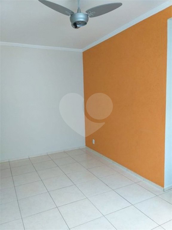 Apartamento no Condomínio Parque Royal Garden, localizado na cidade de Ribeirão Preto/SP.
