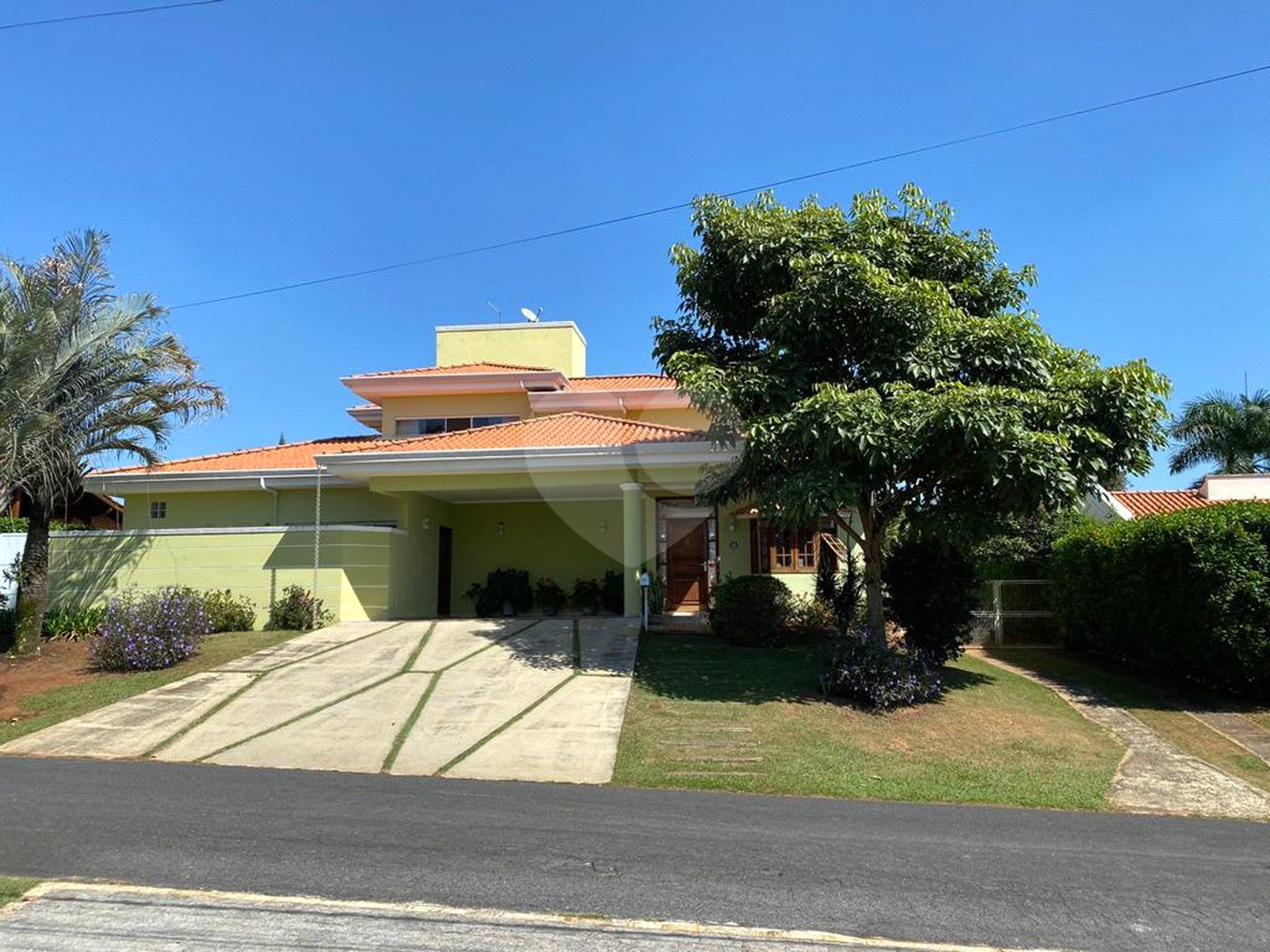 Casa à venda com 4 suítes no condomínio _portal do Sabia, Araçoiaba da Serra - SP