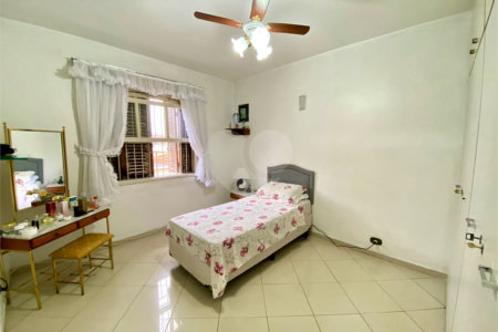 Sobrado à venda com 3 quartos, sendo 1 suíte, em Cupecê, São Paulo, SP