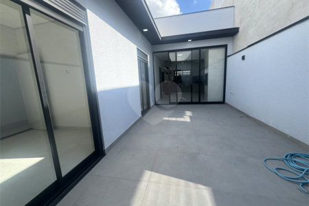 Casa à venda com 3 quartos, sendo 1 suíte, no condomínio Residencial Villagio Wanel, Sorocaba - SP
