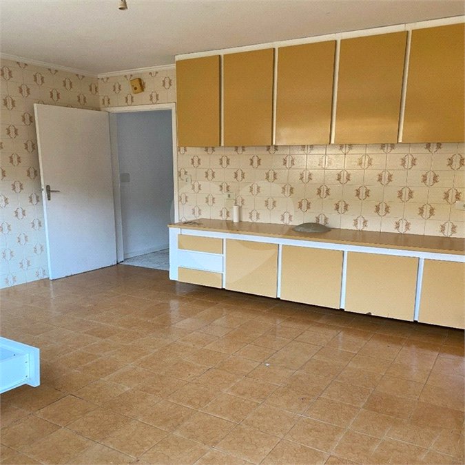 Sobrado à venda com 3 quartos em Jardim Peri, São Paulo, SP