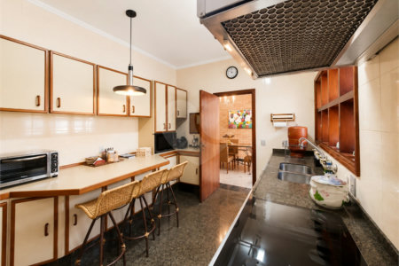Casa à venda ou para alugar com 4 quartos, sendo 3 suítes, no Centro, Itapetininga, SP