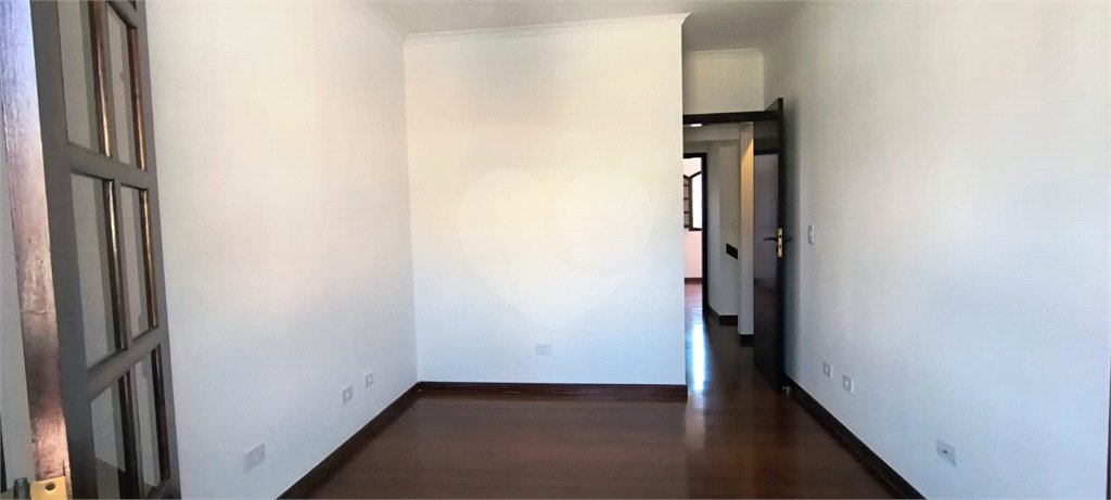 Sobrado à venda com 3 quartos, sendo 2 suítes, em Jardim Ivana, São Paulo, SP