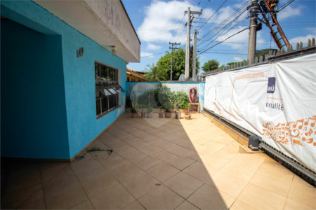 Casa à venda com 3 quartos, sendo 1 suíte, em Vila Junqueira, São Roque, SP
