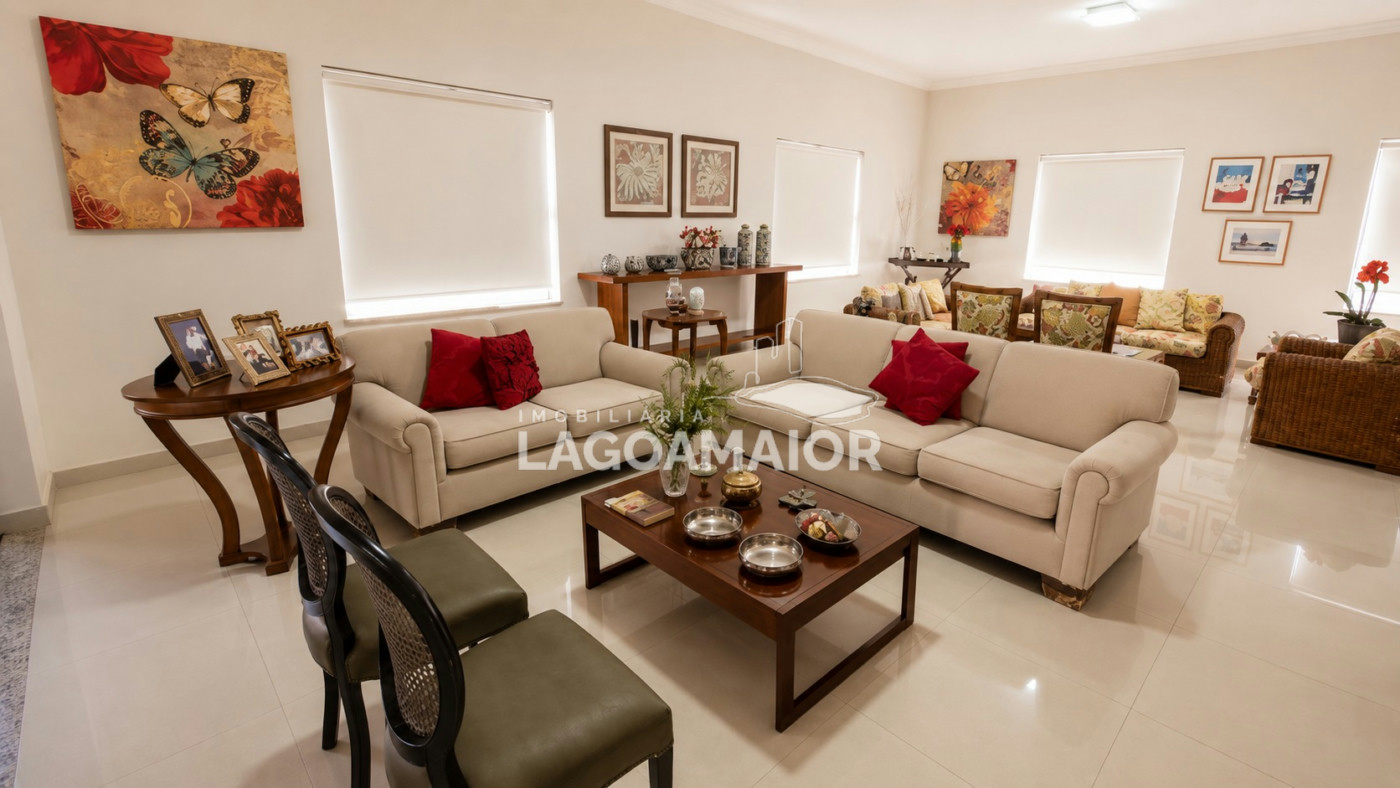 Casa à venda com 6 quartos, sendo 3 suítes,  em Santos Dumont, Três Lagoas, MS