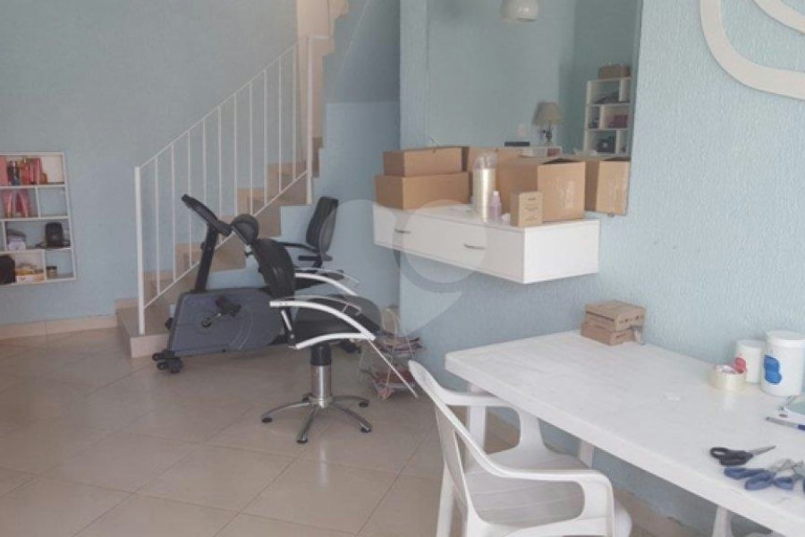 Casa Térrea à venda com 3 quartos, sendo 1 suíte, em Jardim Franca, São Paulo, SP