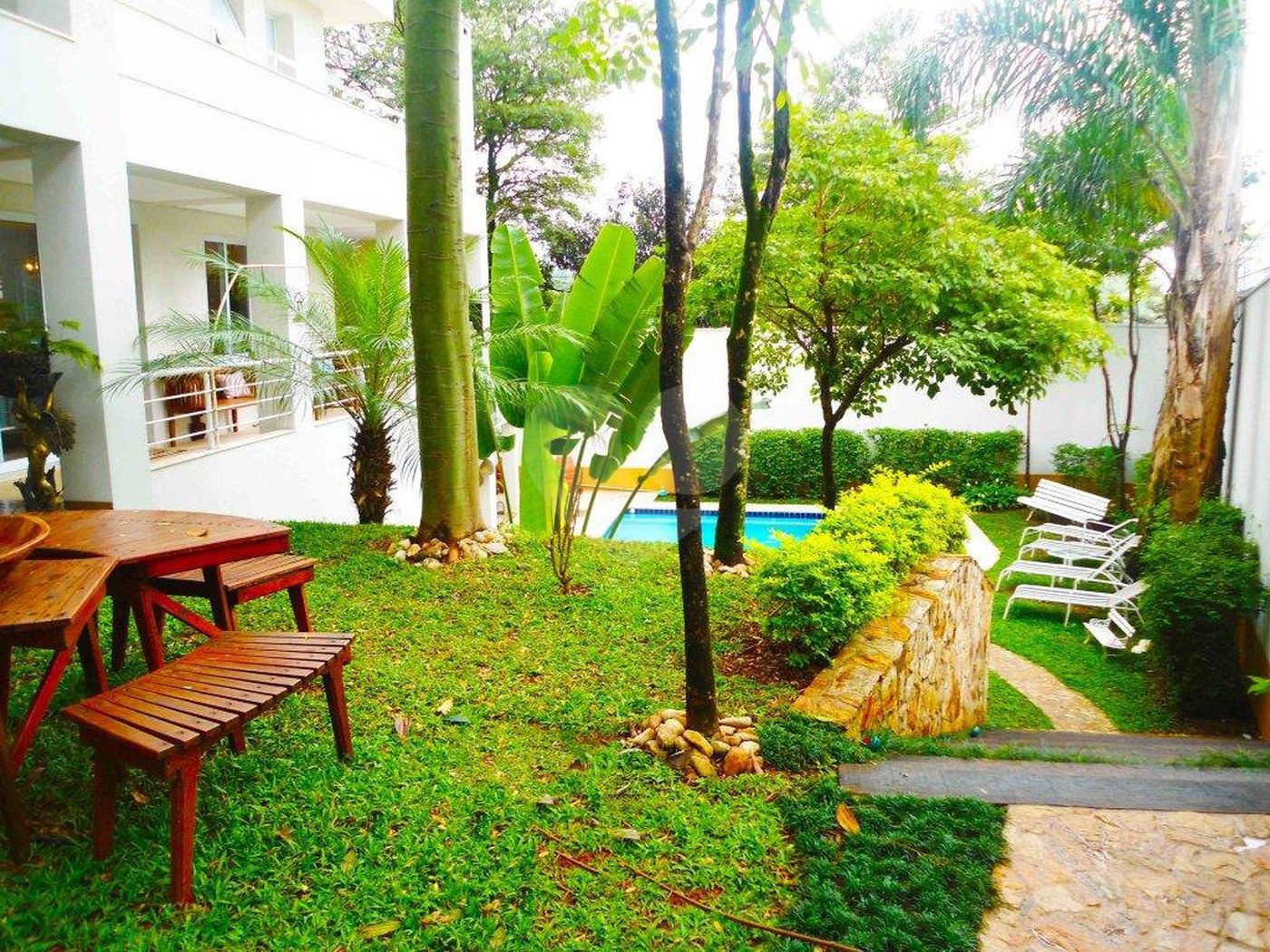 Casa à venda com 4 suítes no condomínio Vila Alba, São Paulo - SP