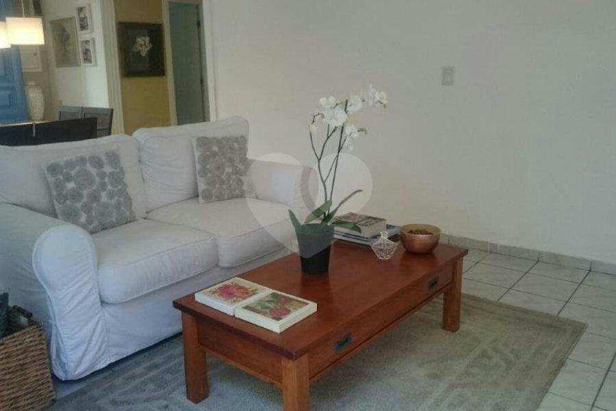 Sobrado à venda com 3 quartos, sendo 2 suítes, em Artur Alvim, São Paulo, SP