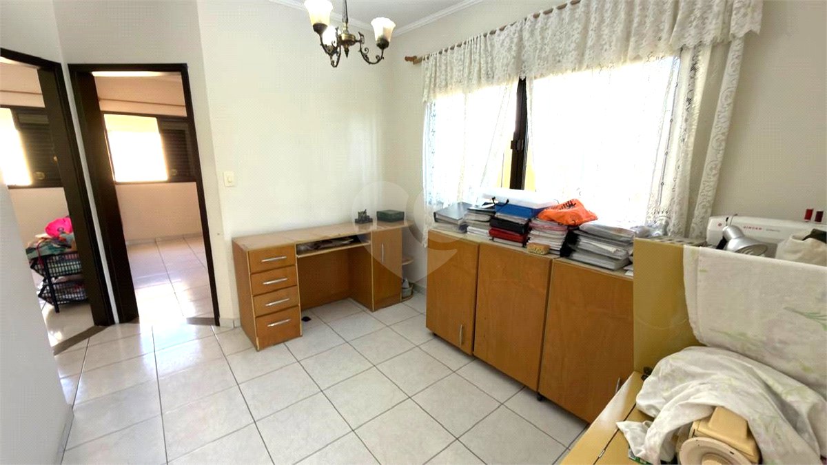 Sobrado à venda com 3 quartos, sendo 1 suíte, em Vila Darli, São Paulo, SP