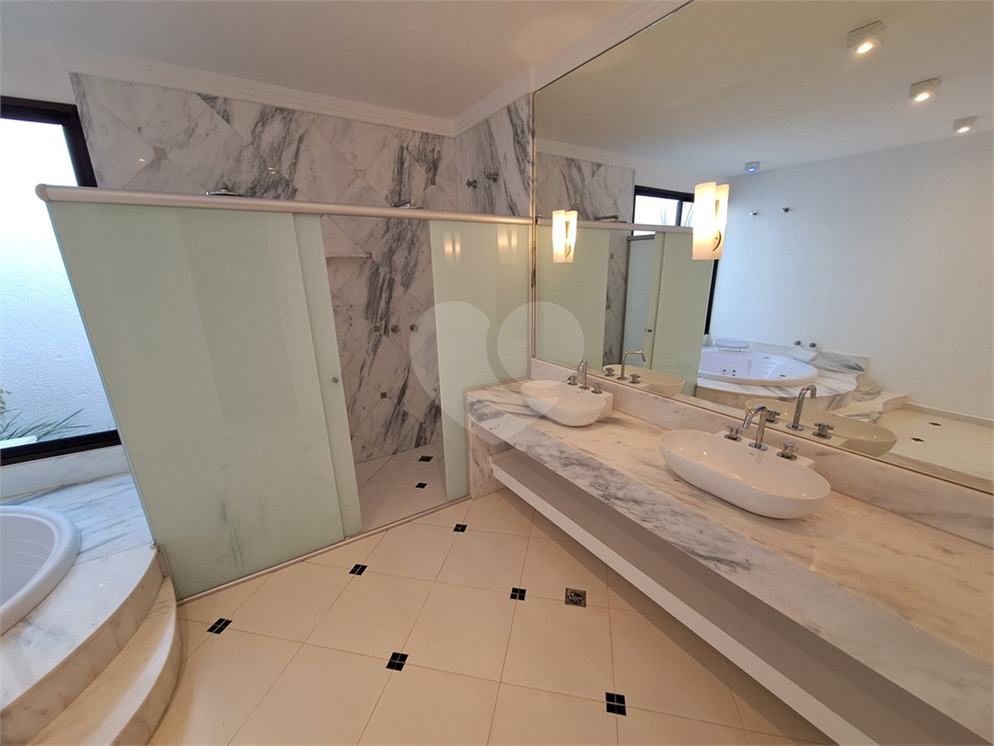 Casa à venda ou para alugar com 4 quartos, sendo 3 suítes, no condomínio Chácara Residencial Santa Maria, Votorantim - SP