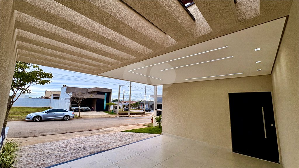Casa à venda com 3 quartos, sendo 1 suíte, no condomínio Residencial Villagio Wanel, Sorocaba - SP
