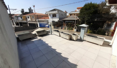 Sobrado à venda com 3 quartos, sendo 1 suíte,  em Indianópolis, São Paulo, SP