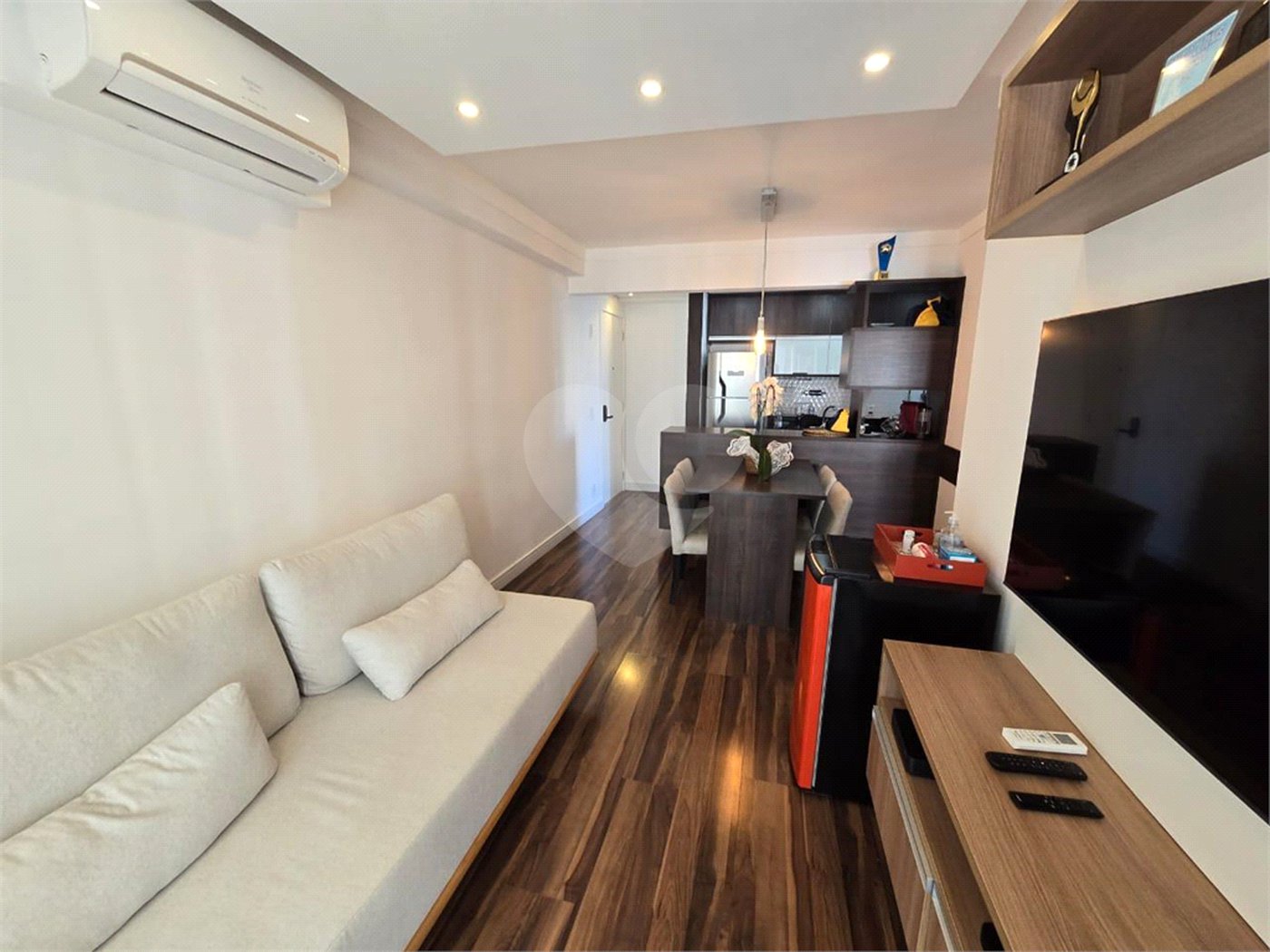 Apartamento à venda com 2 quartos, sendo 1 suíte, em Barra Funda, São Paulo, SP
