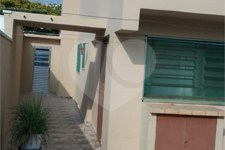 Casa à venda com 3 quartos, sendo 1 suíte,  em Vila Gomes, São Paulo, SP