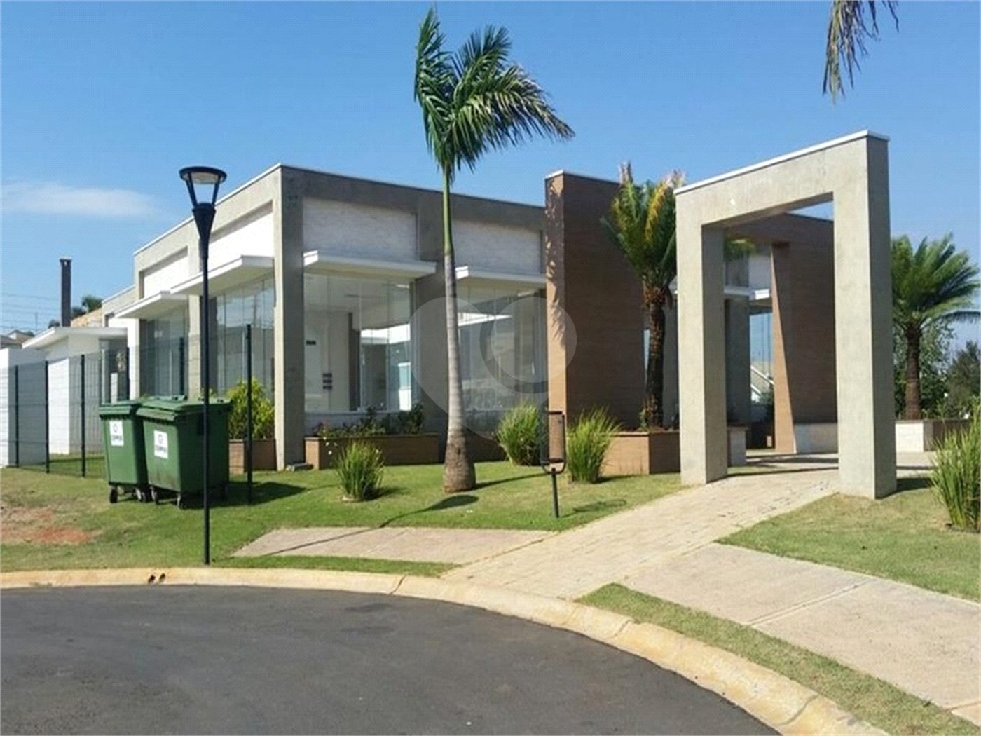 Sobrado à venda com 3 suítes em Residencial Duas Marias, Indaiatuba, SP