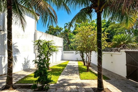 Casa à venda com 3 quartos, sendo 1 suíte, em Vargem Pequena, Rio de Janeiro, RJ