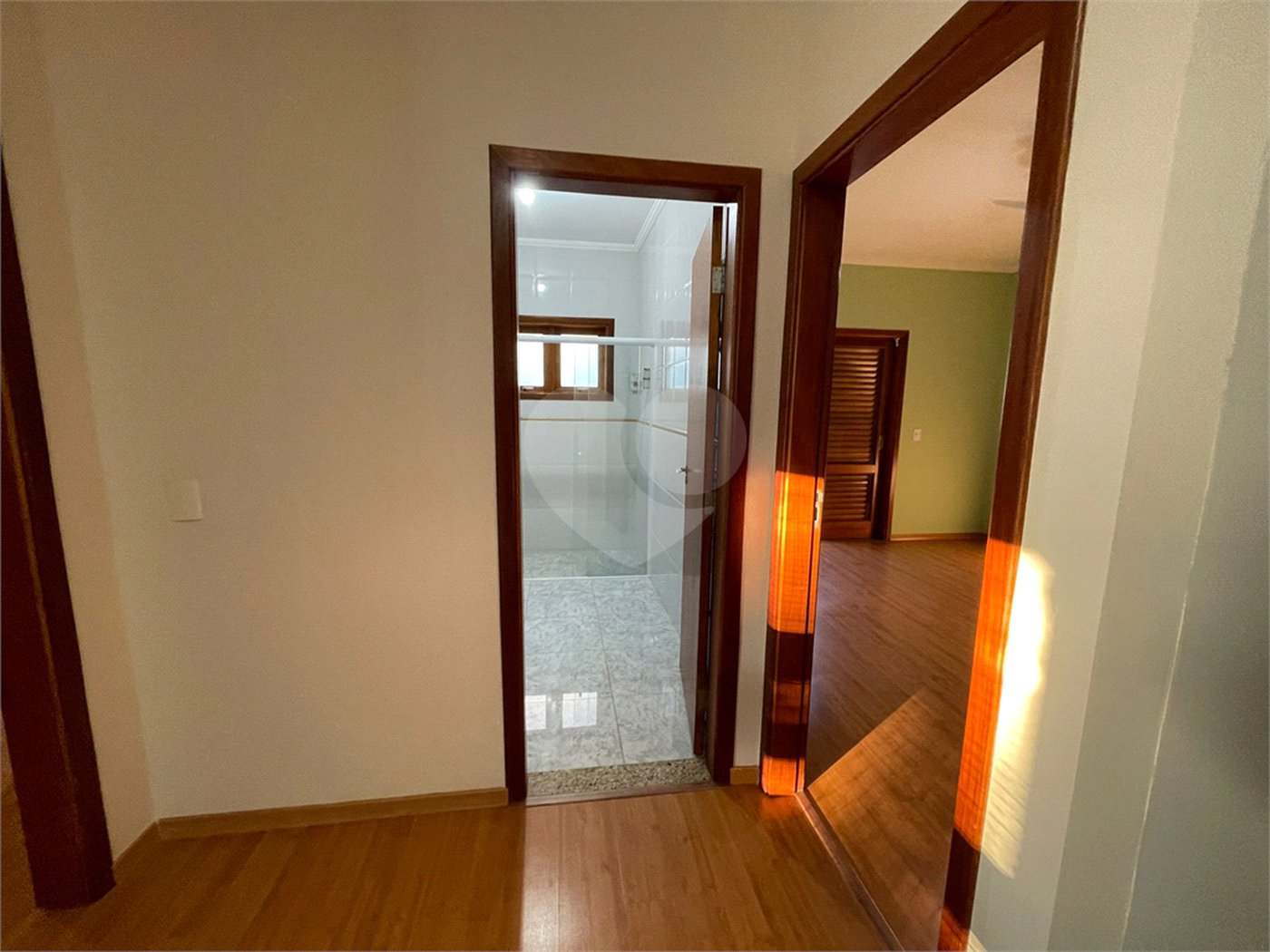 Casa para alugar com 3 suítes no condomínio Bosque de Grevilea, Vinhedo - SP