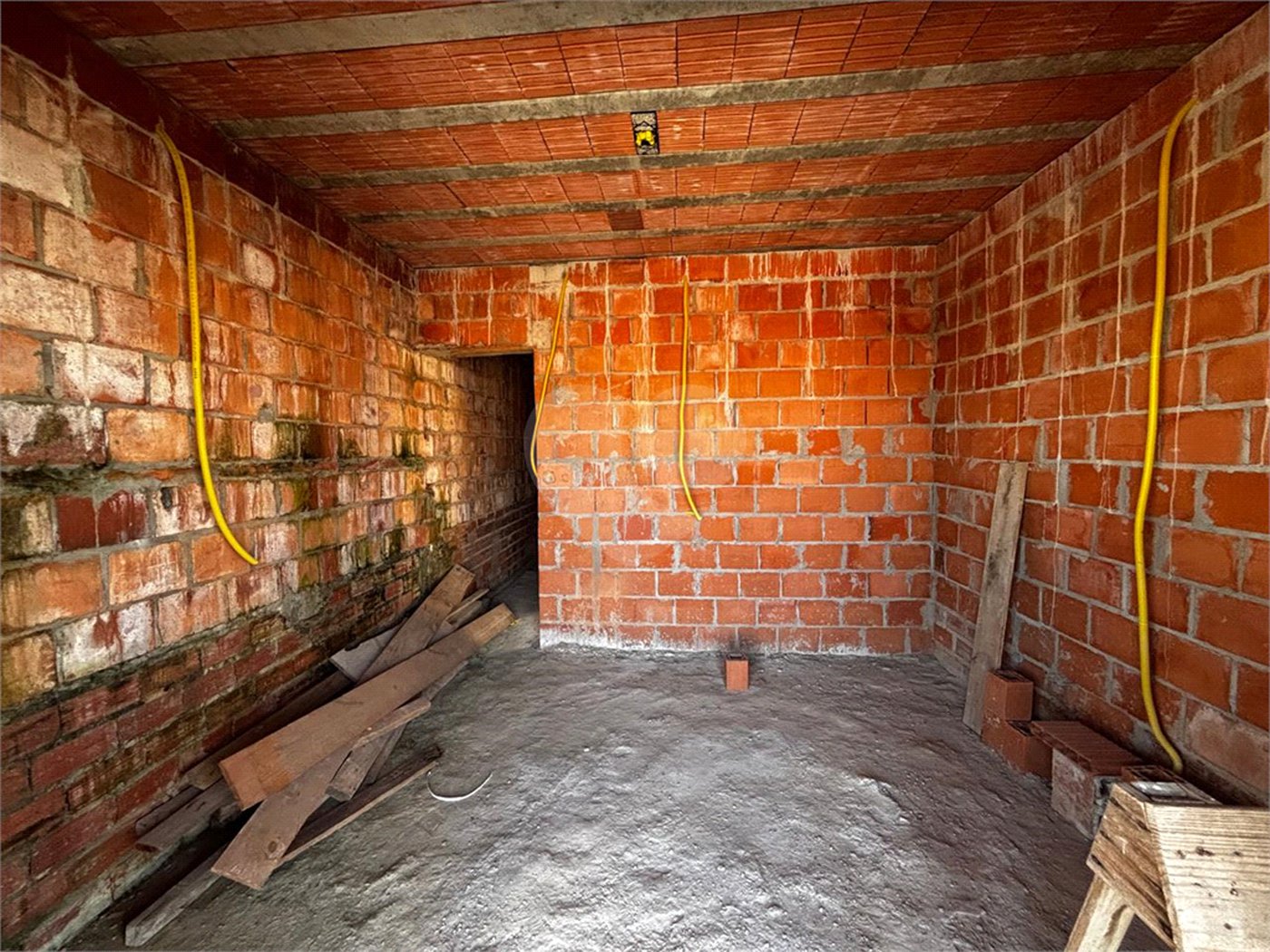 Casa à venda com 3 quartos, sendo 1 suíte, em Jardim Santa Cruz, Salto, SP